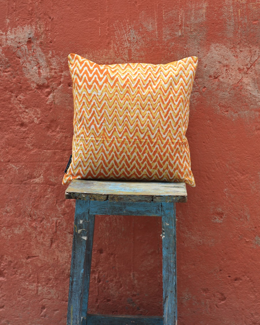 Bouclé Cushion